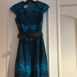 Kay Unger dress